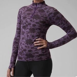 Athleta momentum purple floral 1/2 zip wandering floral basalt women’s S small